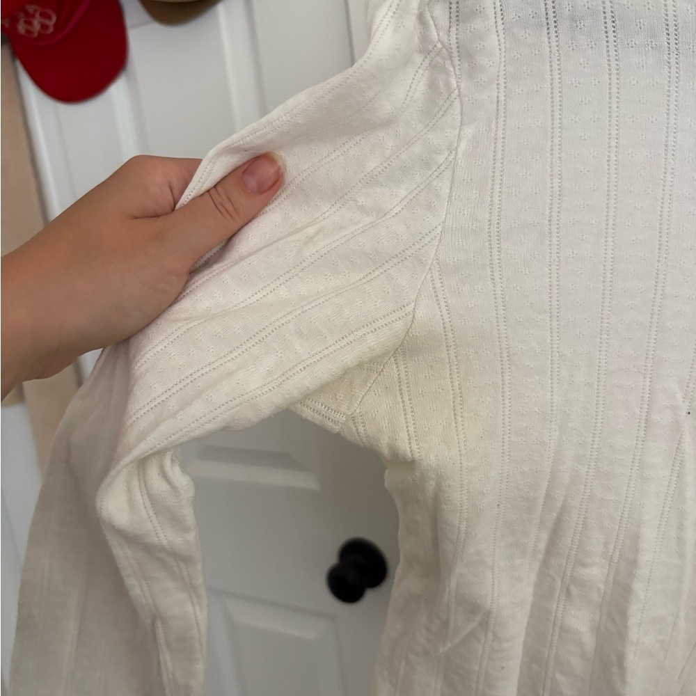 LESET White Ribbed Button-Front Long Sleeve Sweater - Picture 4 of 9